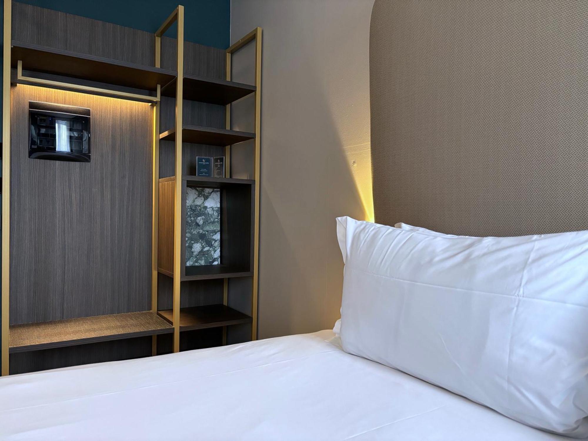 Hotel Av Milaan