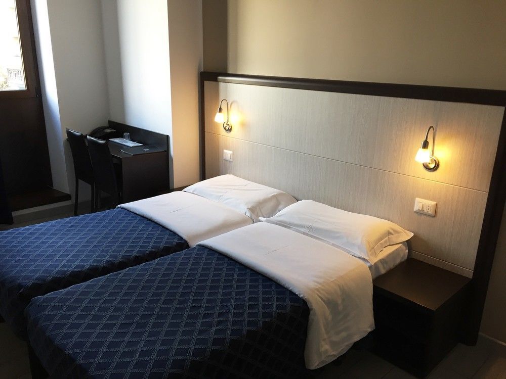 Hotel Av Milaan