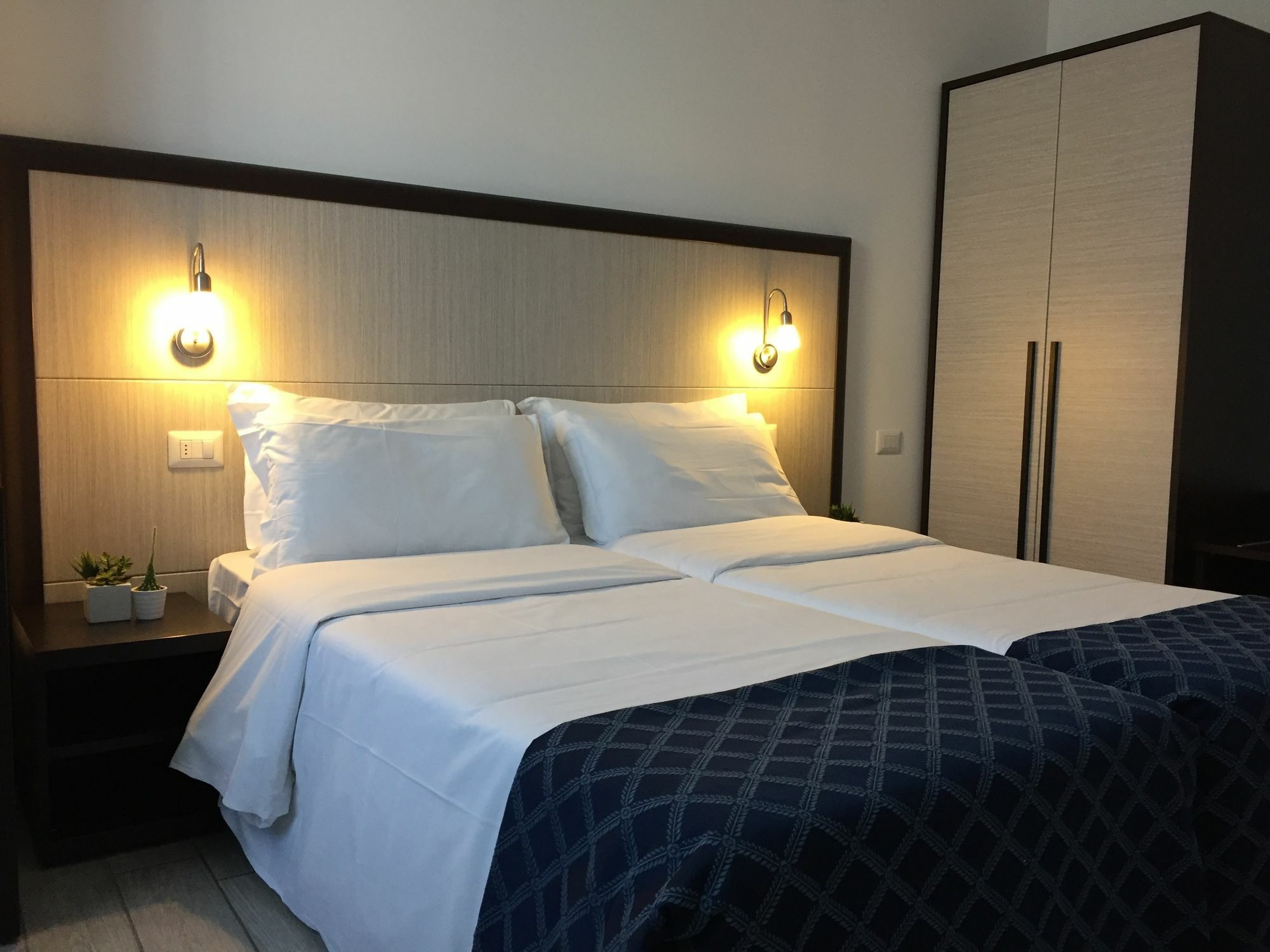 Av Hotel Milaan