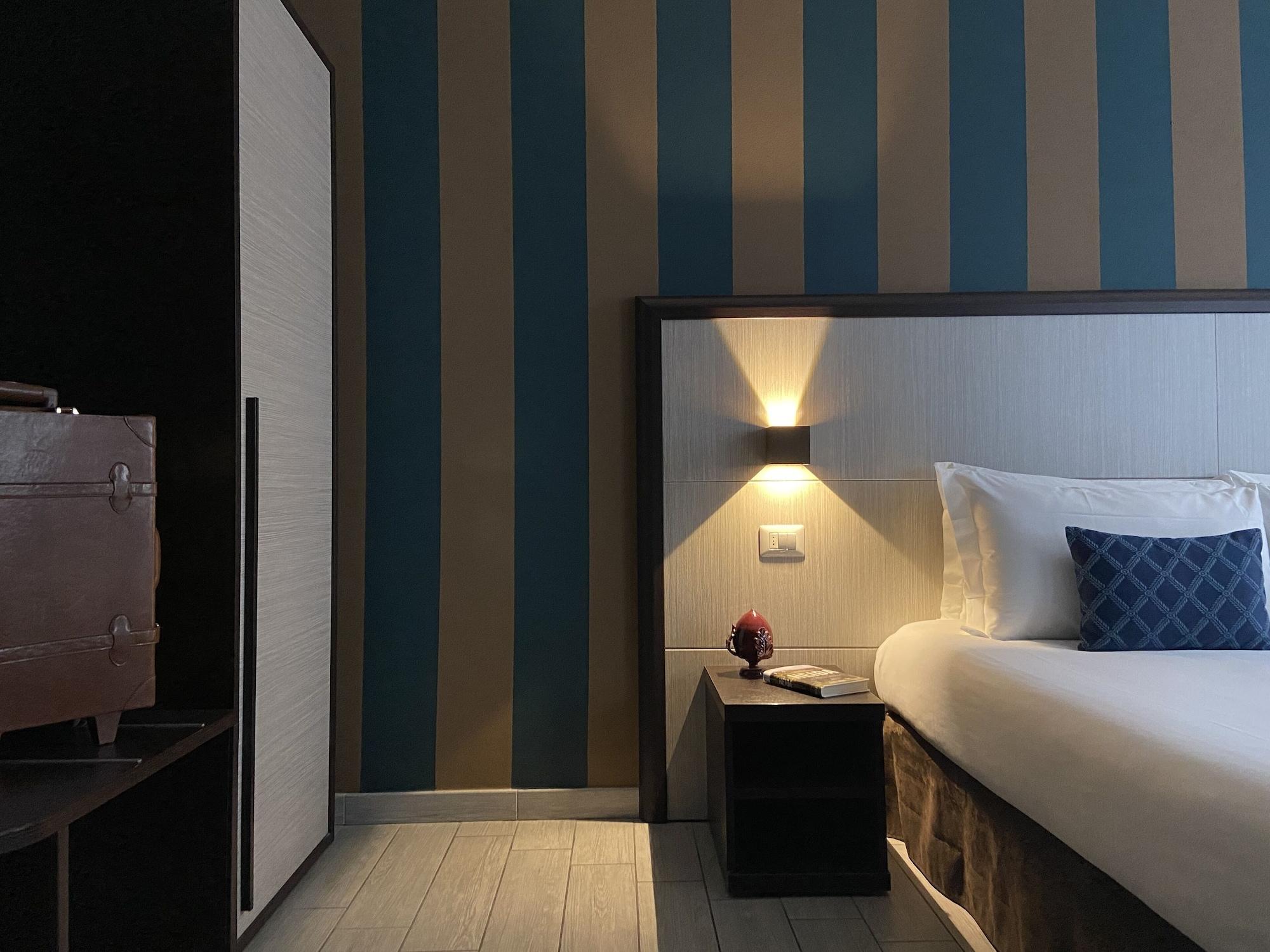 Hotel Av Boutique 2*