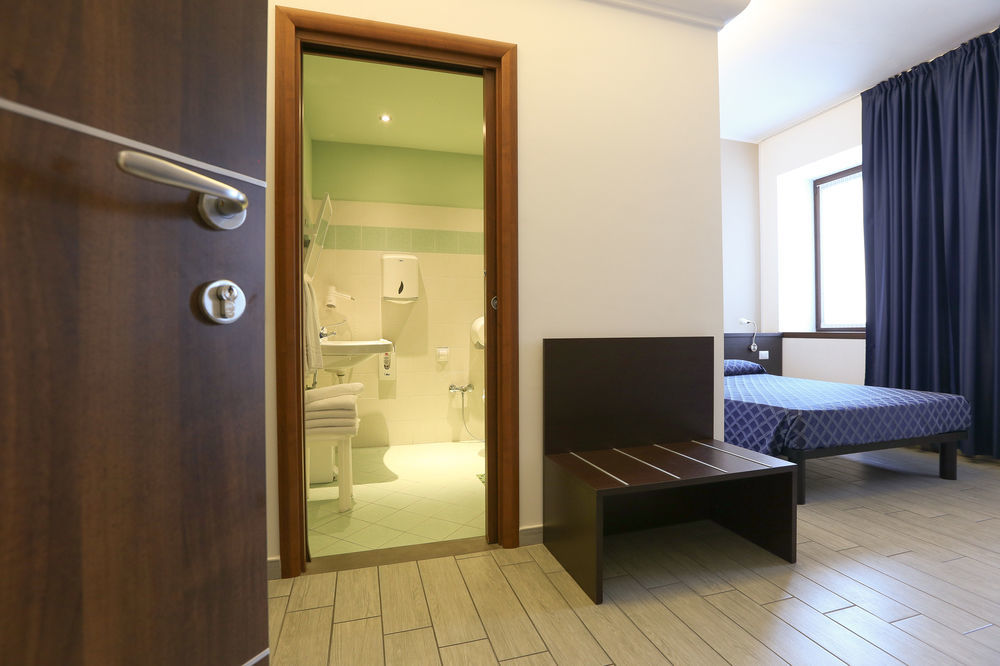 Av Boutique Hotel 2*