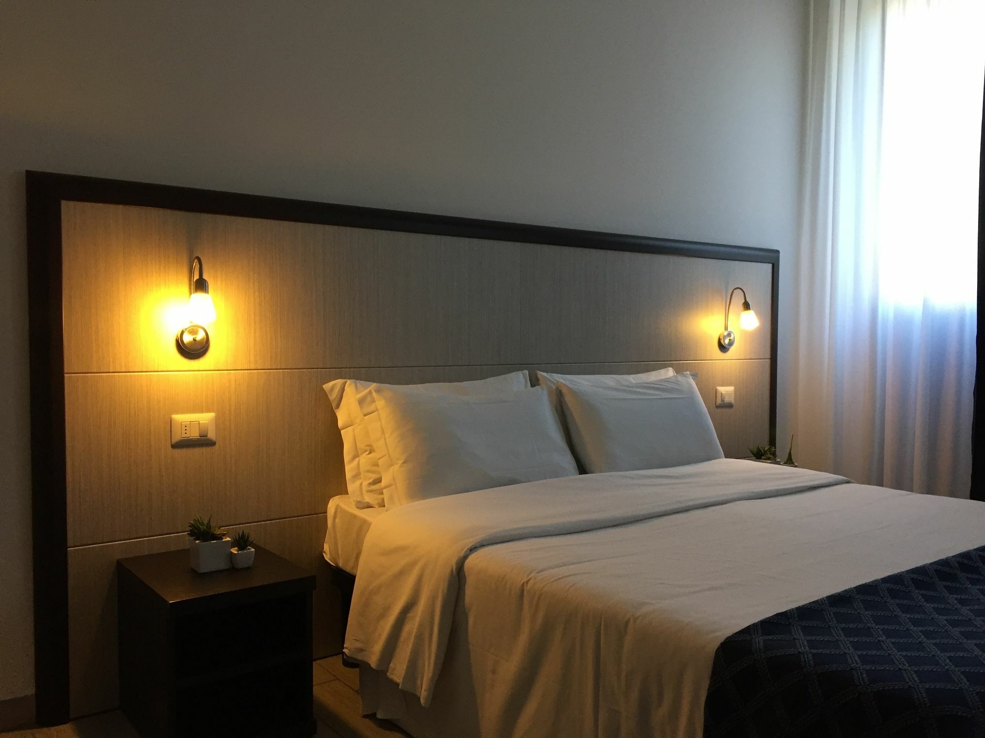 Av Boutique Milan