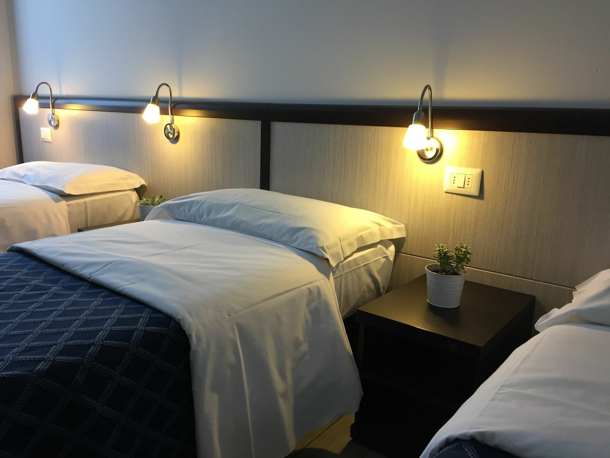 Hotel Av Boutique 2*